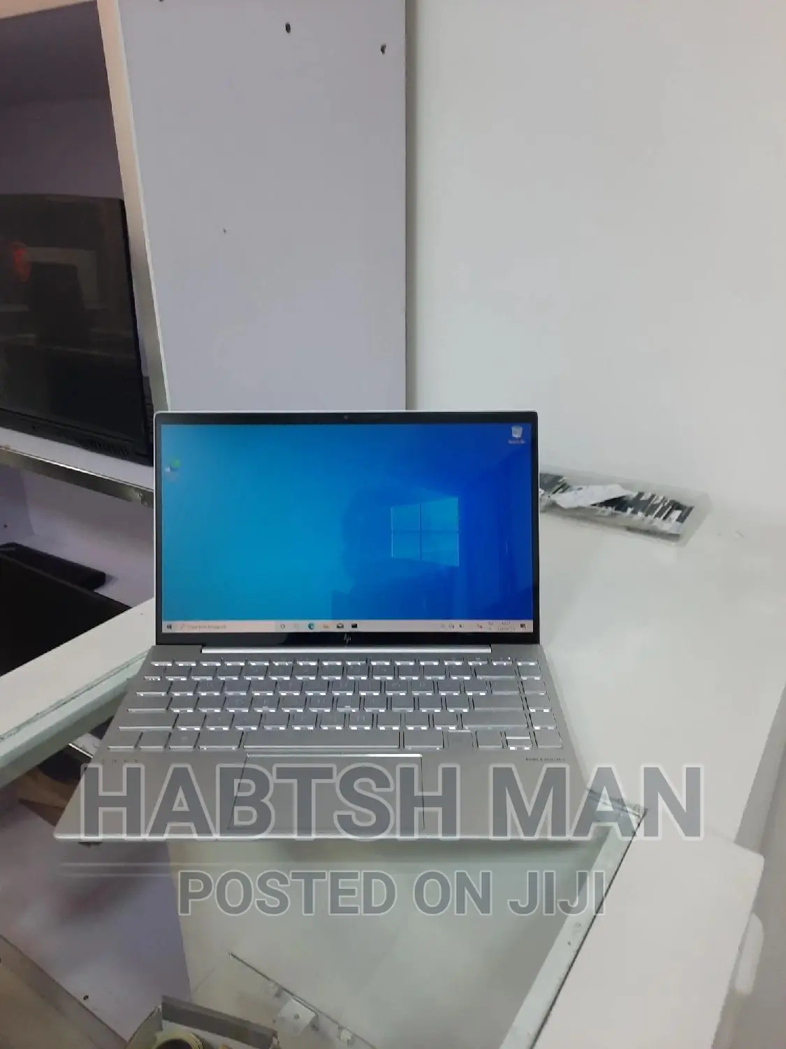 New Laptop HP Envy 13 16GB Intel Core I7 SSD 512GB