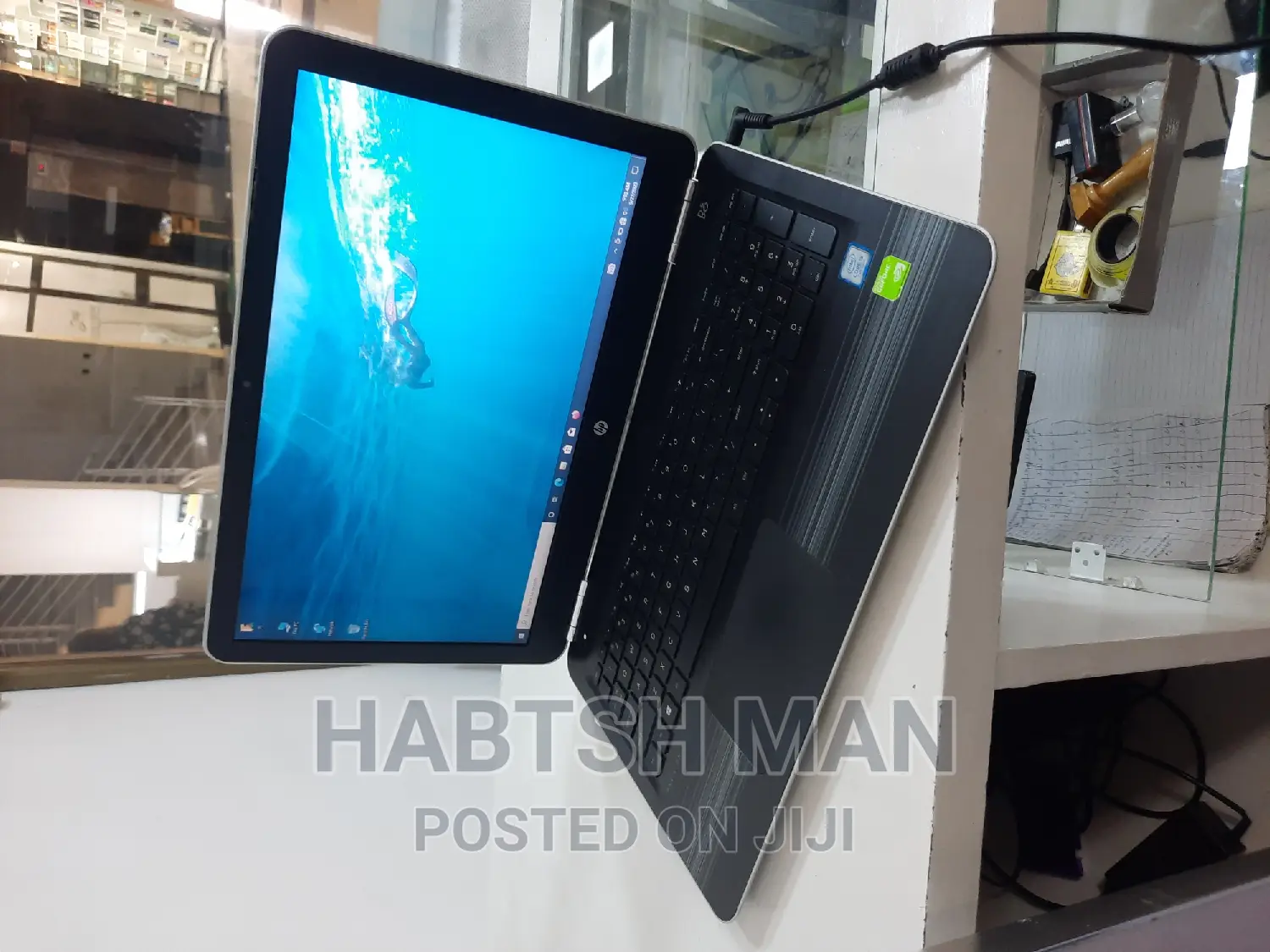 New Laptop HP Pavilion 15 8GB Intel Core I5 HDD 1T