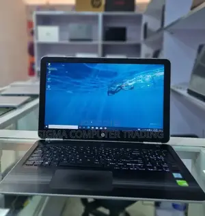 New Laptop HP Pavilion 15 8GB Intel Core I5 HDD 1T