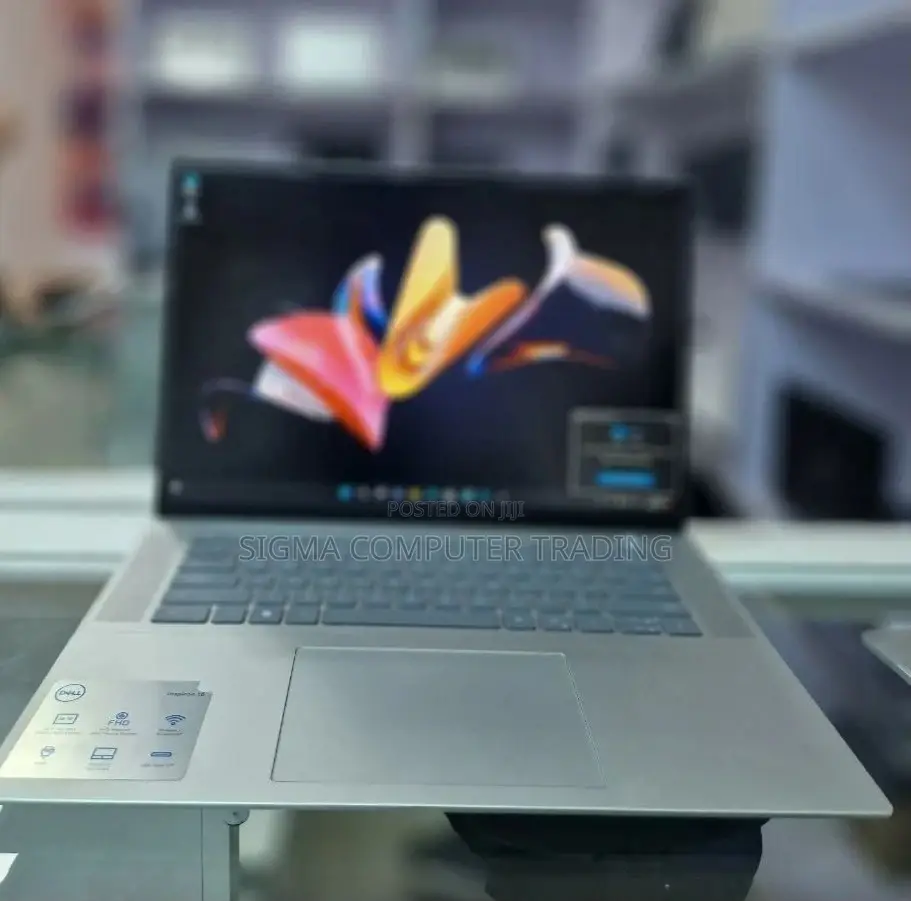 New Laptop Dell Inspiron 15 16GB Intel Core I7 SSD 512GB