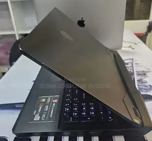New Laptop MSI GP75 Leopard 16GB Intel Core I7 SSD 1T