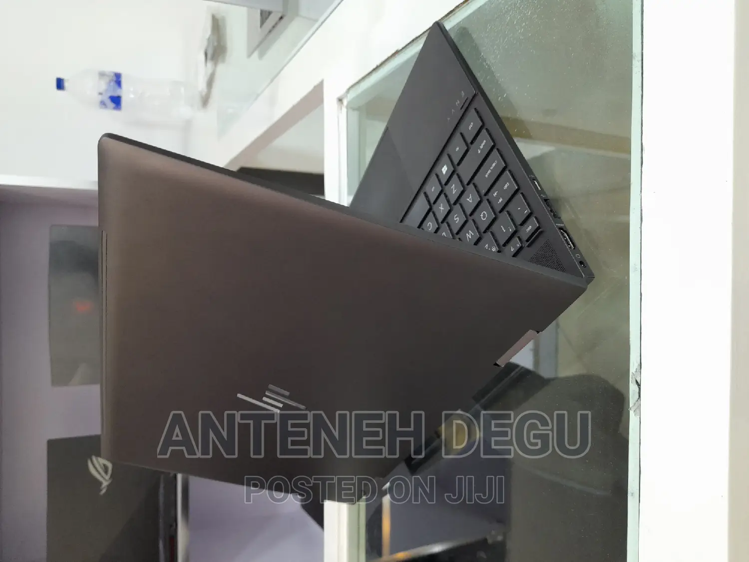 New Laptop HP Envy X360 16GB AMD Ryzen 7 SSD 512GB