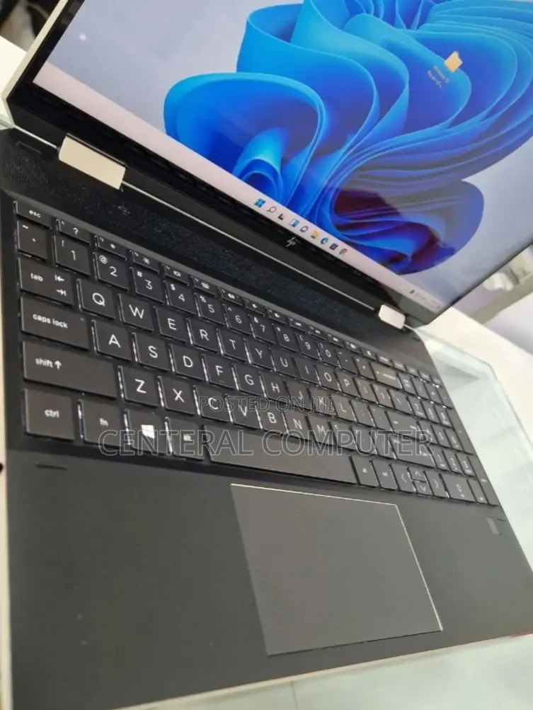 New Laptop HP Spectre 14 16GB Intel Core I7 SSD 512GB