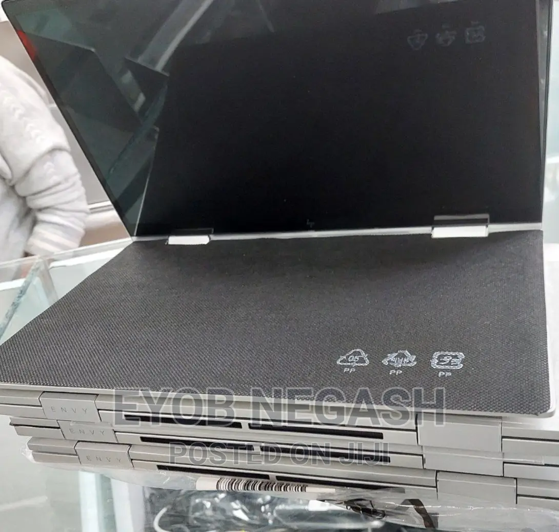 New Laptop HP Envy X360 16GB Intel Core I7 SSD 1T