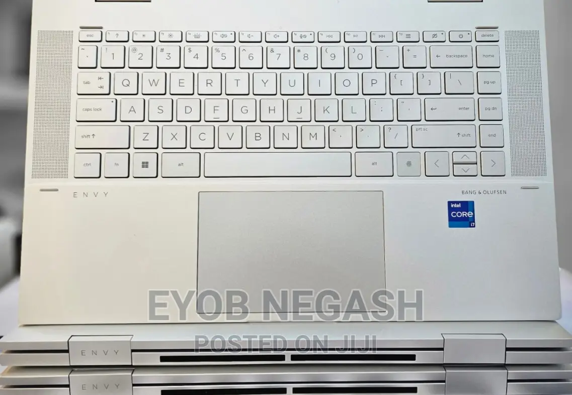 New Laptop HP Envy X360 16GB Intel Core I7 SSD 1T