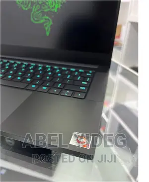 New Laptop Razer Blade 16GB AMD Ryzen 9 SSD 1T