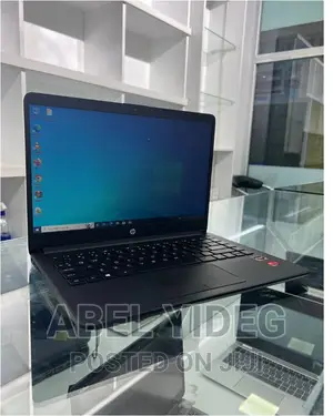 New Laptop HP Stream Notebook 8GB AMD Ryzen 3 SSD 256GB
