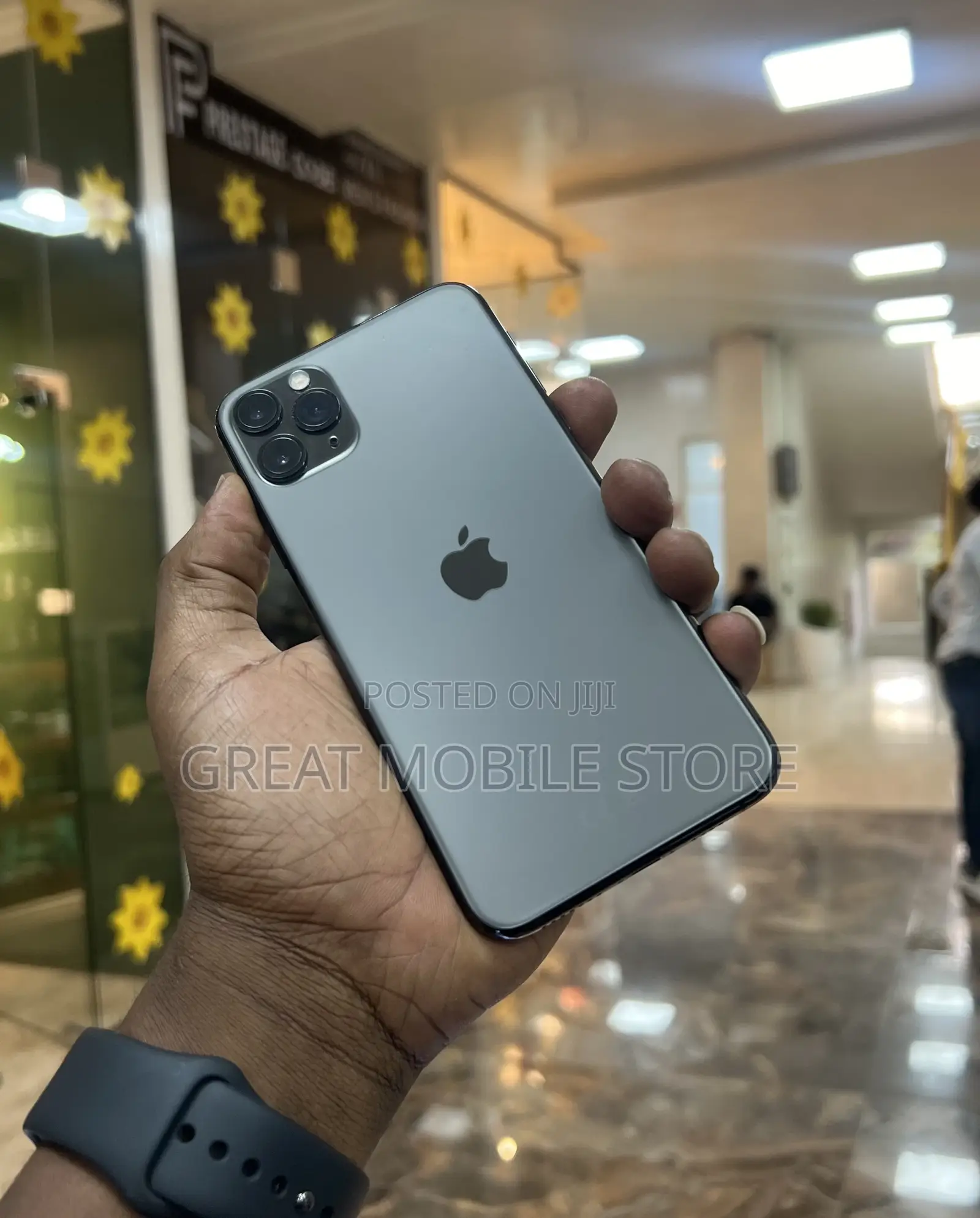 Apple iPhone 11 Pro Max 64 GB Green