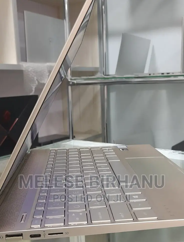 New Laptop HP Envy 14 8GB Intel Core I5 SSD 512GB