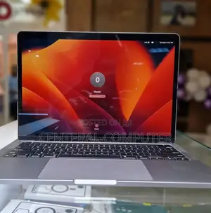 New Laptop Apple MacBook Pro 2020 16GB Intel Core i7 SSD 512GB