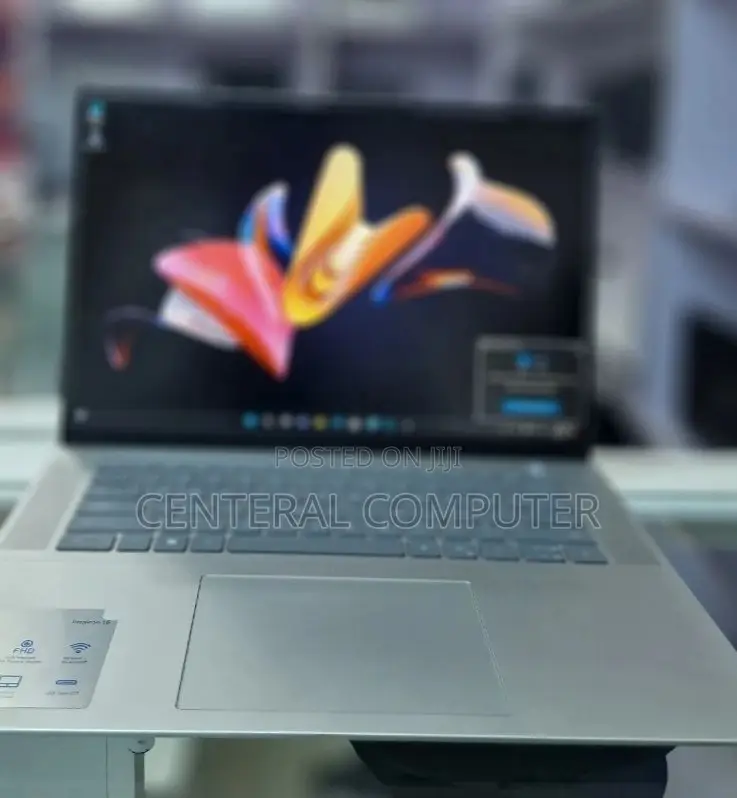 New Laptop Dell XPS 15-9570 16GB Intel Core I7 SSD 512GB