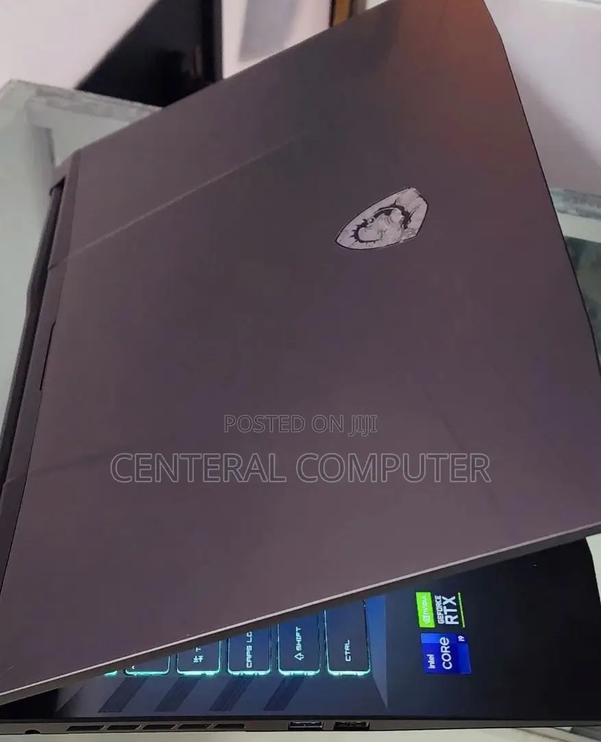 New Laptop MSI Pulse GL66 16GB Intel Core I5 SSD 512GB