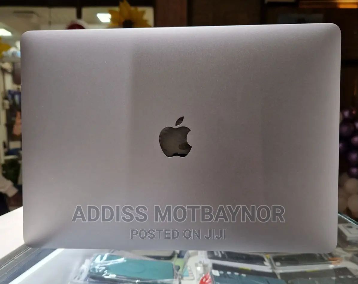 New Laptop Apple MacBook 2017 16GB Intel Core i7 SSD 512GB