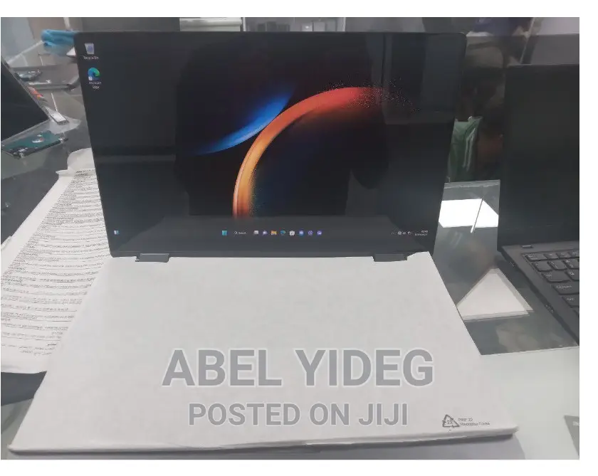 New Laptop Samsung 16GB Intel Core I7 SSD 1T