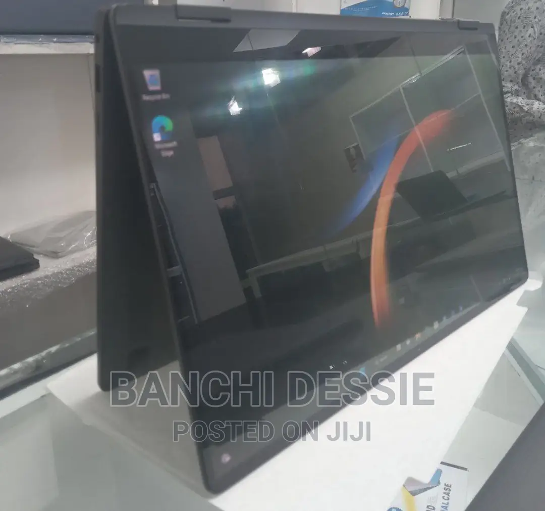 New Laptop Samsung NP-X360 16GB Intel Core I7 SSD 1T