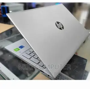 New Laptop HP Pavilion 15 8GB Intel Core i7 SSD 1T