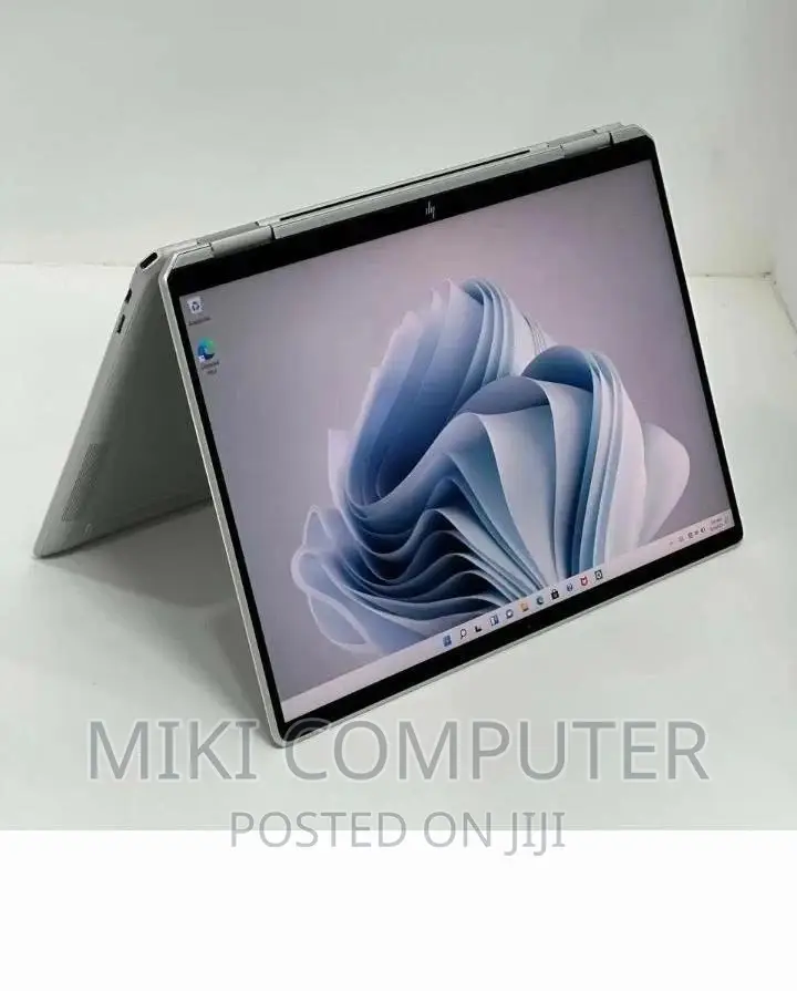 New Laptop HP Spectre X360 16GB Intel Core i5 SSD 1T