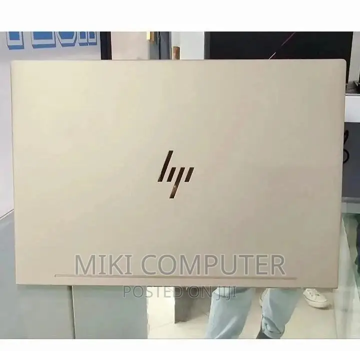 New Laptop HP Envy 13 8GB Intel Core i5 SSD 512GB