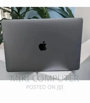 New Laptop Apple MacBook Pro M1 8GB Intel Core i7 SSD 256GB
