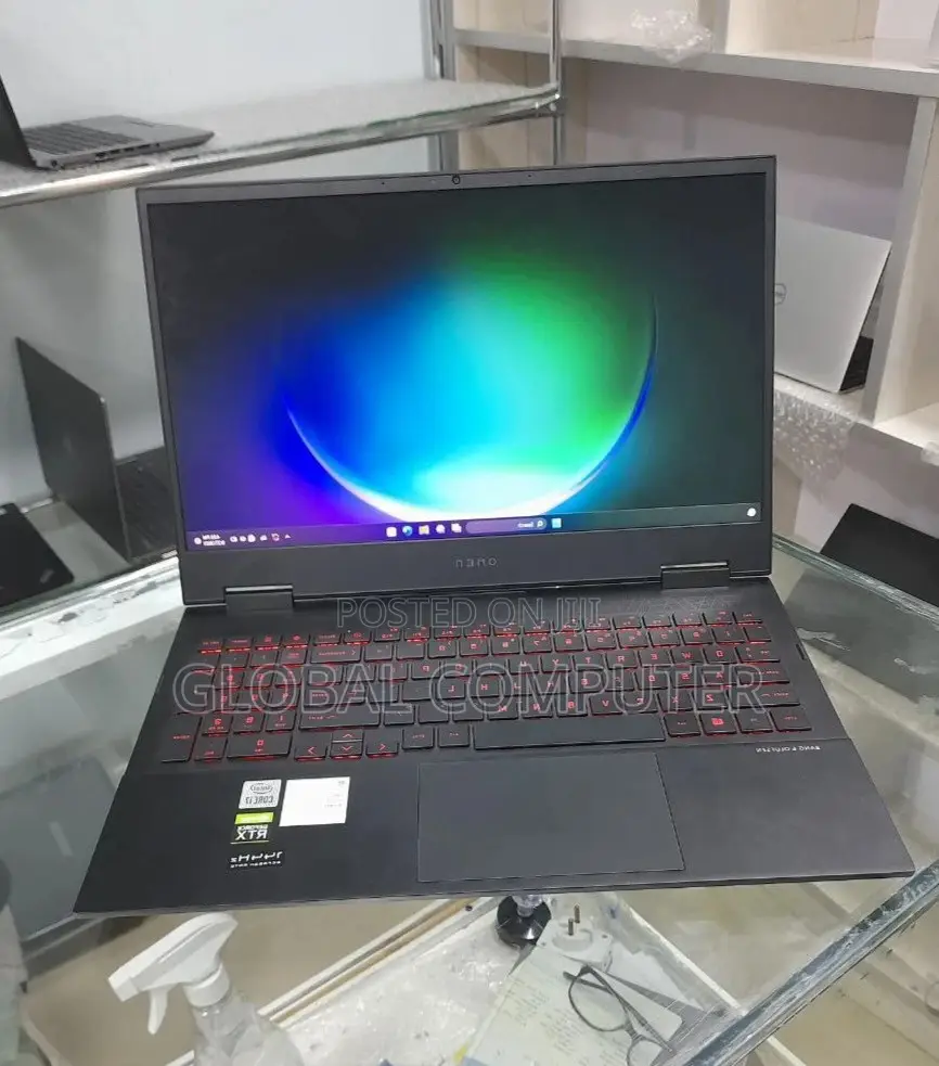 New Laptop HP Omen 17t 16GB Intel Core I7 SSD 512GB