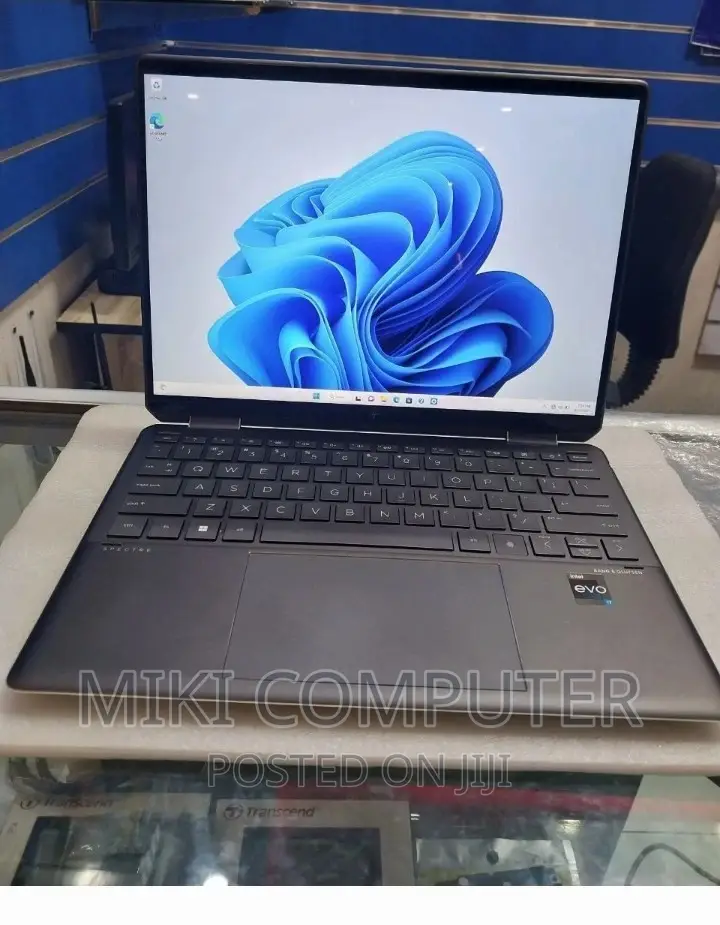 New Laptop HP Spectre X360 16GB Intel Core I7 SSD 512GB