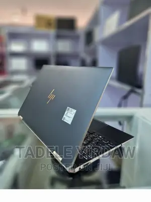 Photo - New Laptop HP Spectre 16GB Intel Core I7 SSD 512GB