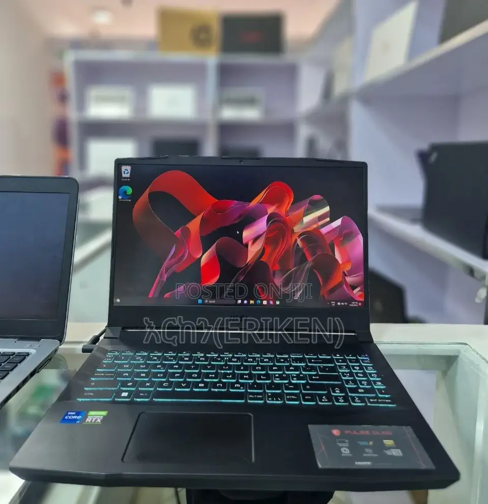 New Laptop MSI Pulse GL66 16GB Intel Core I7 SSD 1T