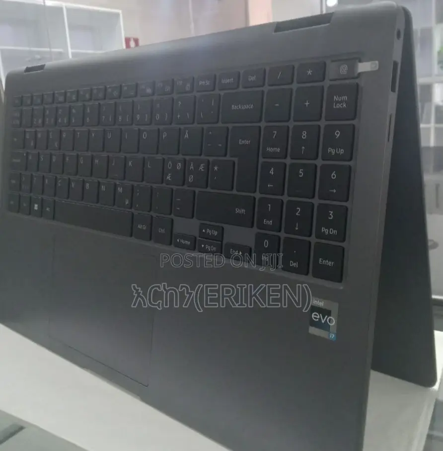 New Laptop Samsung NP-X360 16GB Intel Core I7 SSD 1T