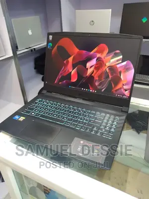 New Laptop MSI Pulse GL66 16GB Intel Core I7 SSD 1T