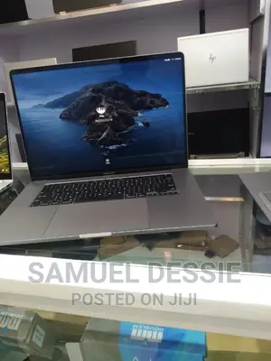New Laptop Apple MacBook Pro 2019 16GB Intel Core I7 SSD 512GB