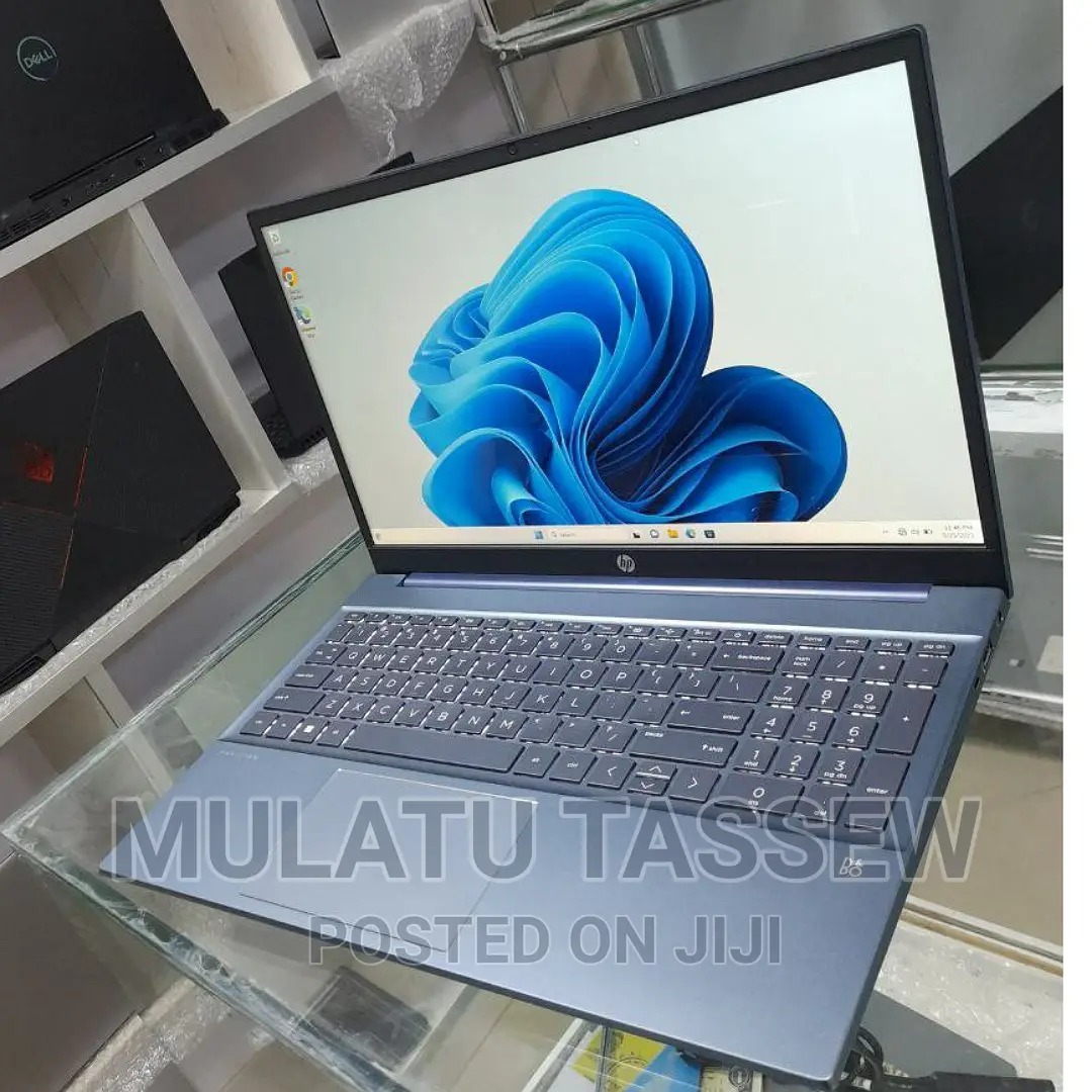 New Laptop HP Pavilion 15 8GB Intel Core I7 SSD 512GB