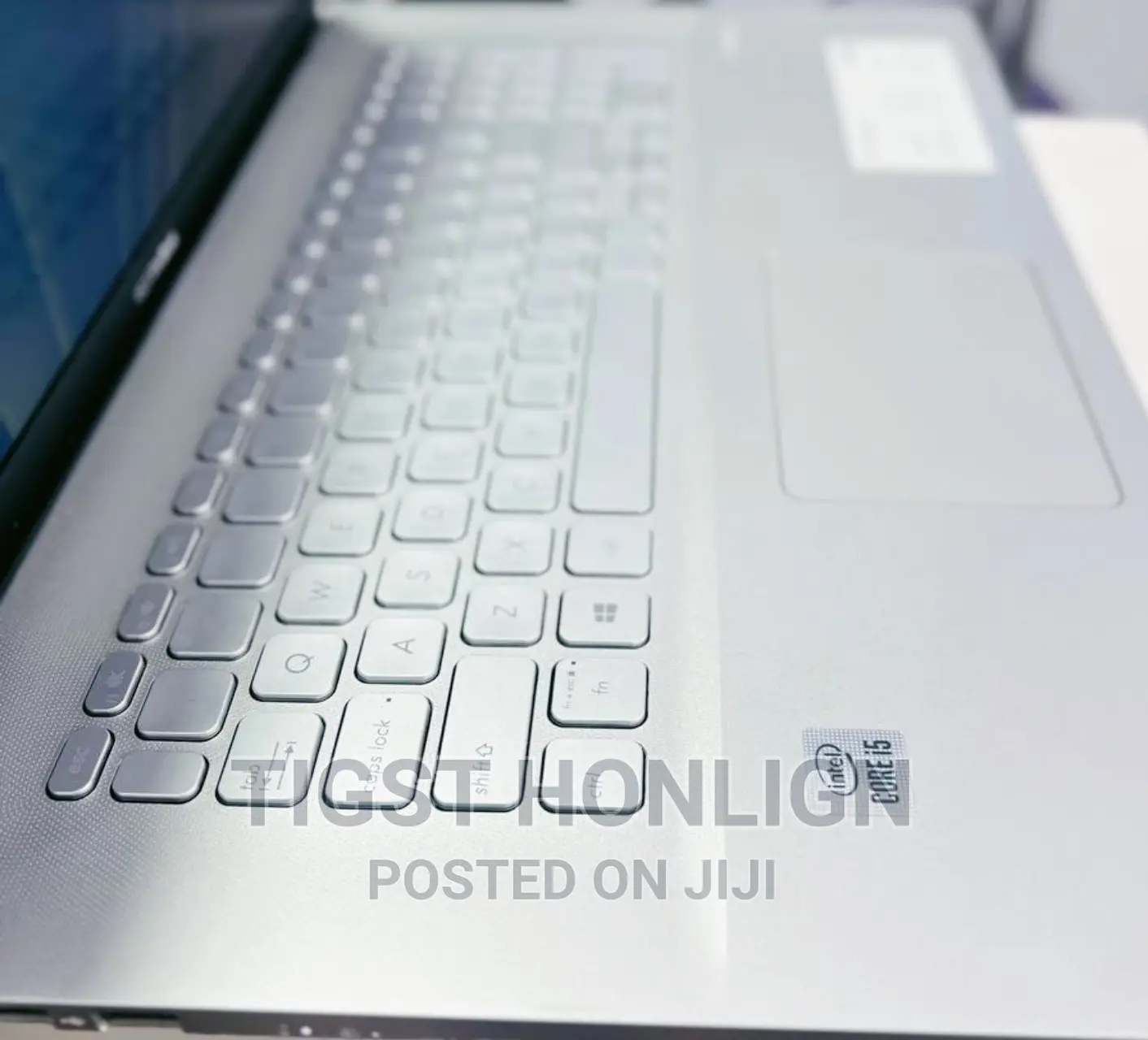 New Laptop Asus VivoBook 15 X505BA 12GB Intel Core I5 HDD 1T