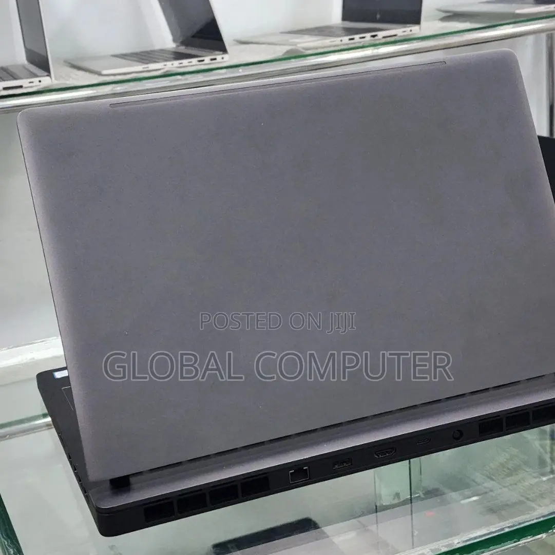 New Laptop MSI Pulse GL66 8GB Intel Core I5 SSD 256GB