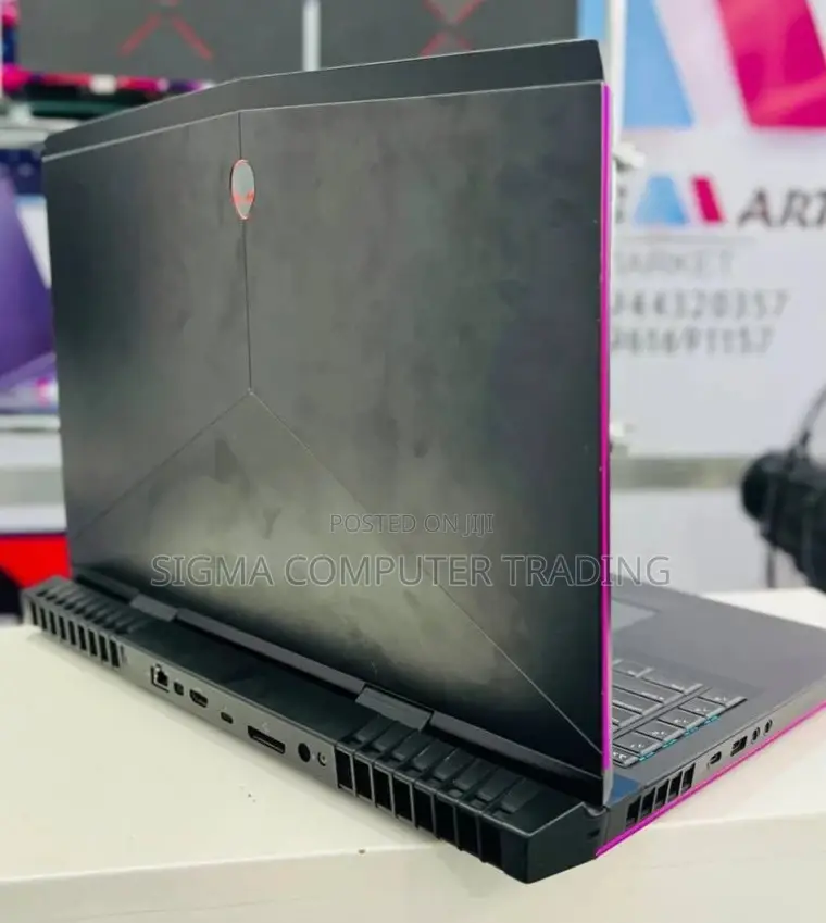 New Laptop Alienware Area-51m 16GB Intel Core I7 SSD 512GB