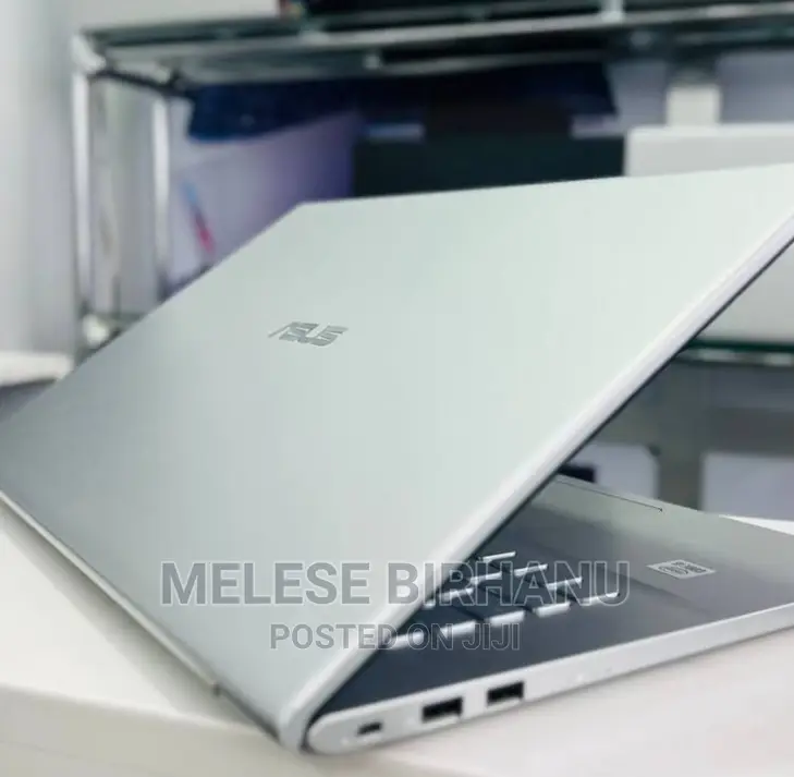 New Laptop Asus 12GB Intel Core I5 HDD 1T