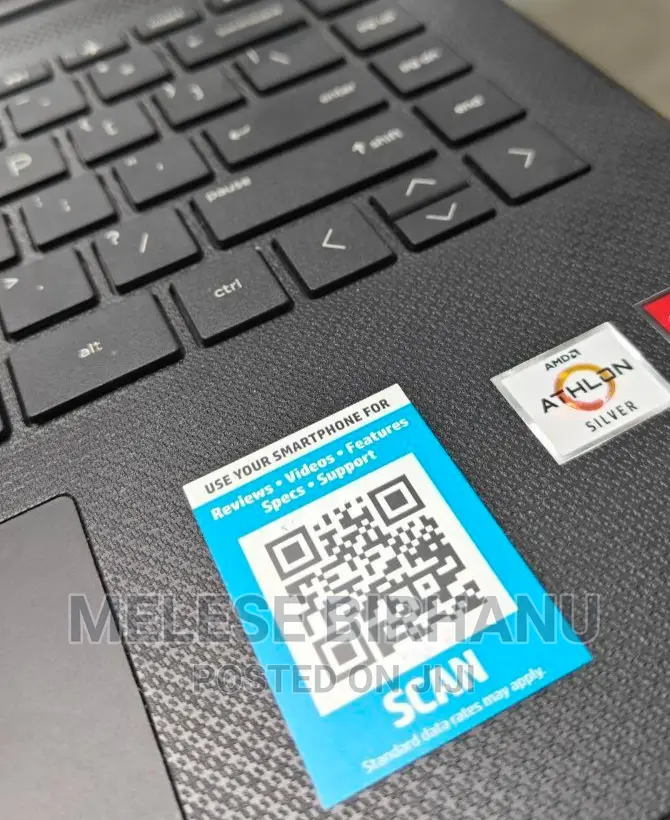 New Laptop HP 8GB AMD SSD 256GB