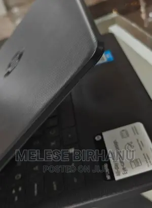 New Laptop HP 8GB AMD SSD 256GB