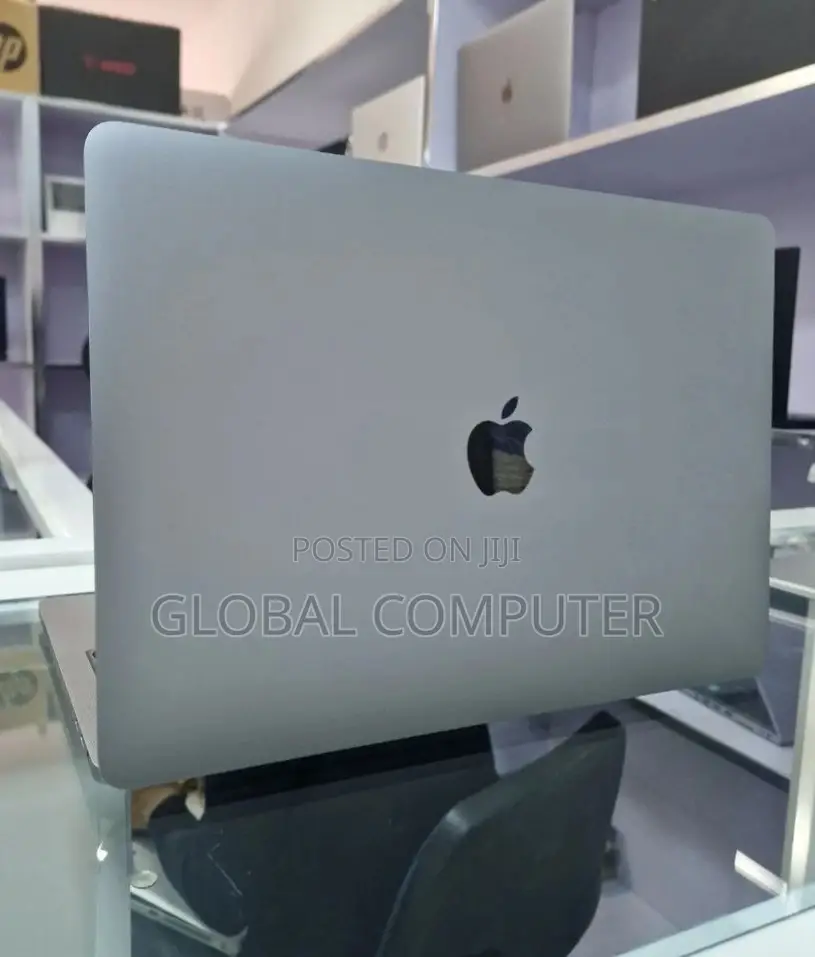 New Laptop Apple MacBook Pro 2020 16GB Intel Core I5 SSD 1T