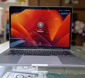 New Laptop Apple MacBook Pro 2020 16GB Intel Core I5 SSD 1T