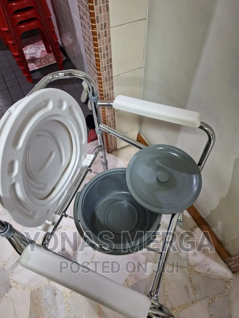 Toilet Seat Widening the Armrests, More Comfortable