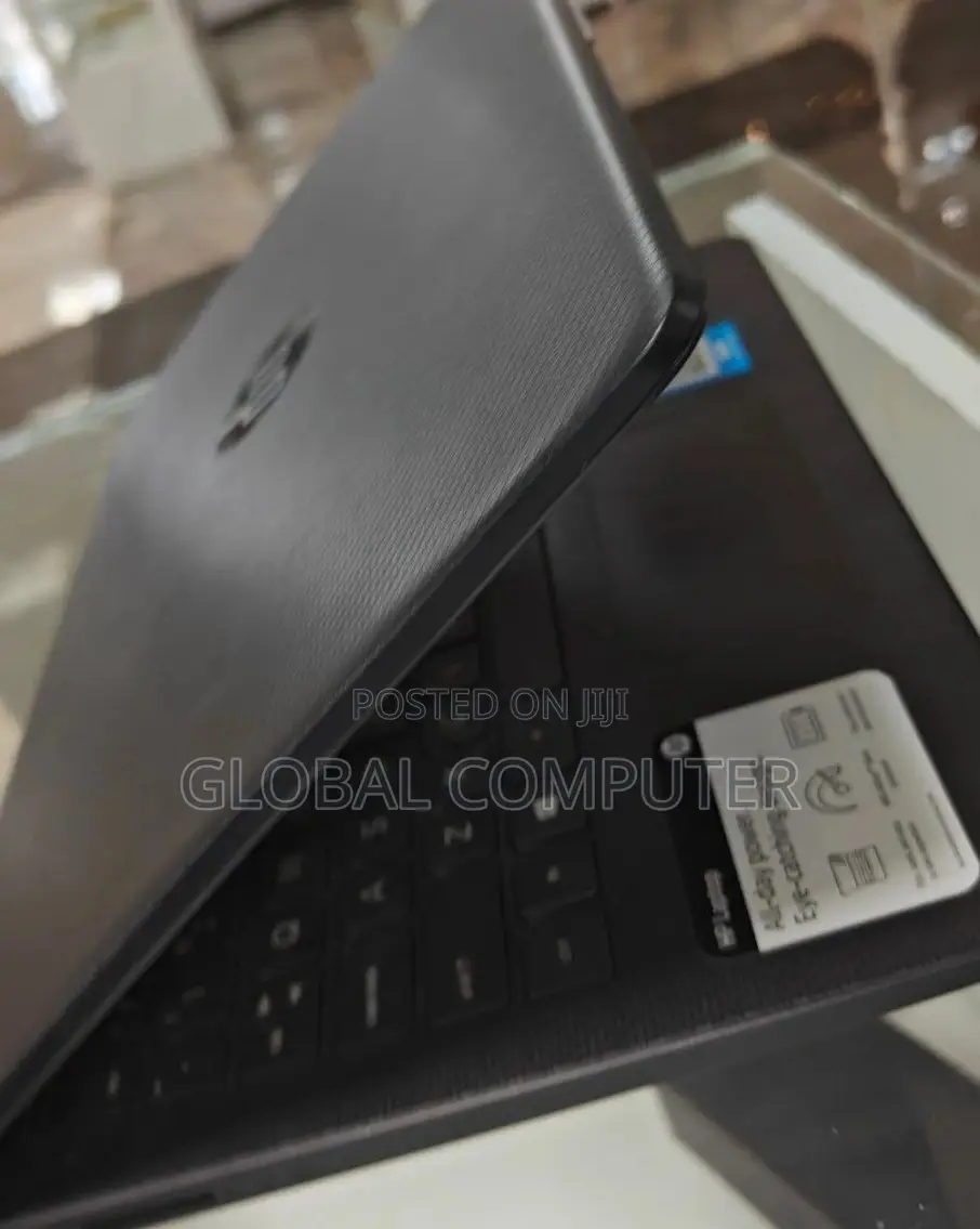 New Laptop HP Stream Notebook 8GB AMD A6 SSD 256GB