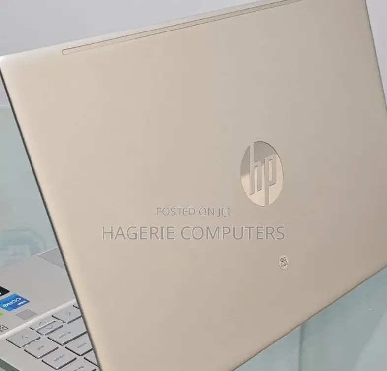 New Laptop HP Envy 14t 8GB Intel Core I5 SSD 512GB