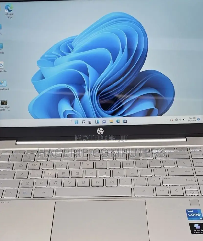 New Laptop HP Envy 14t 8GB Intel Core I5 SSD 512GB