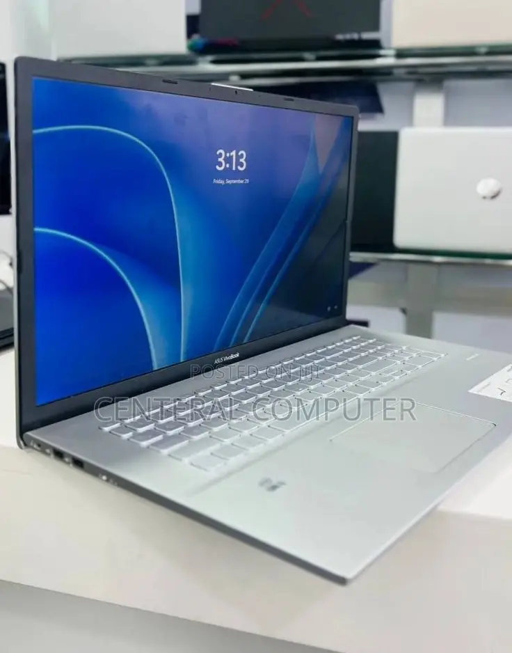 New Laptop Asus VivoBook E12 E203NAH 12GB Intel Core I5 SSD 1T