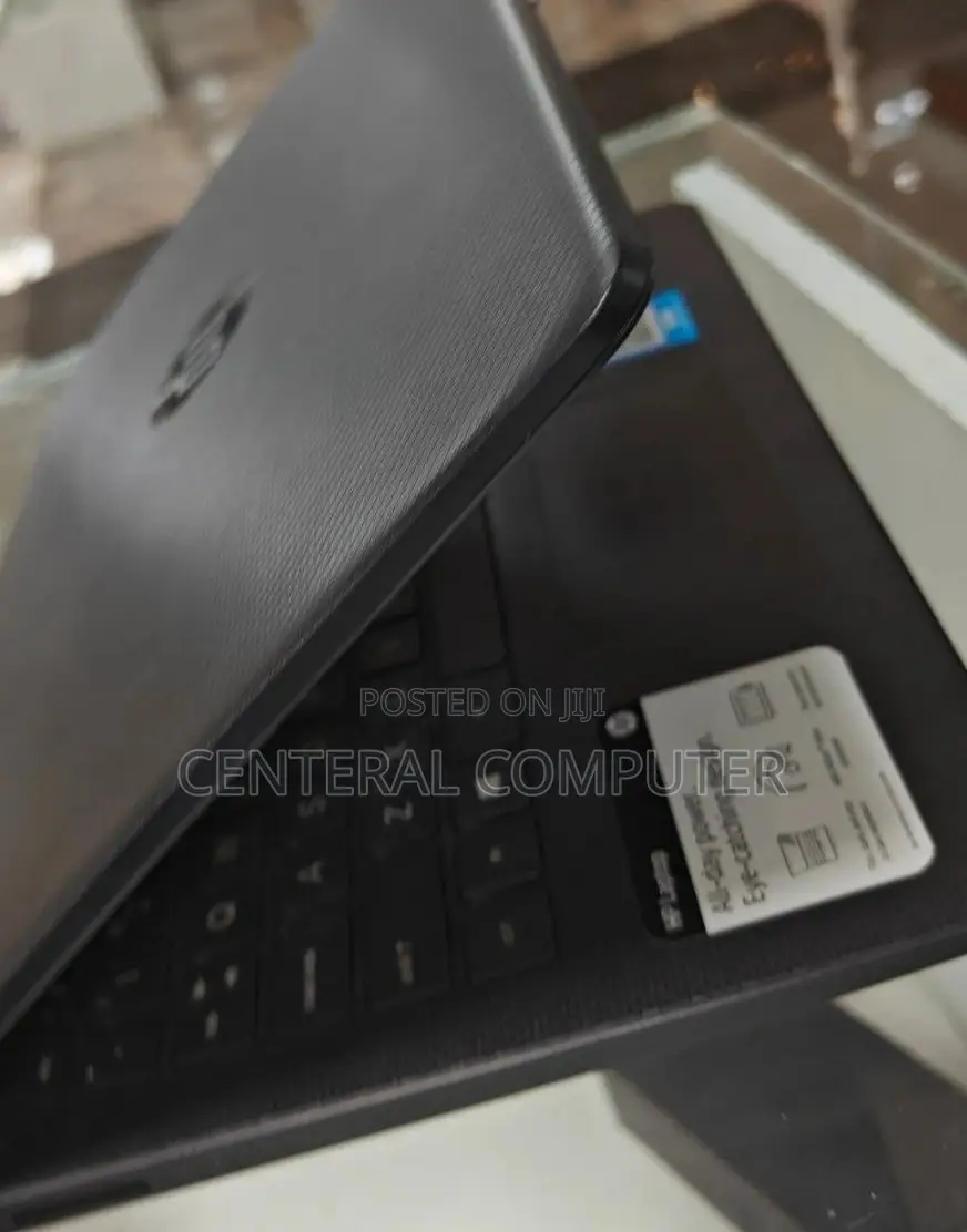 New Laptop HP Stream Notebook 8GB AMD A4 SSD 256GB