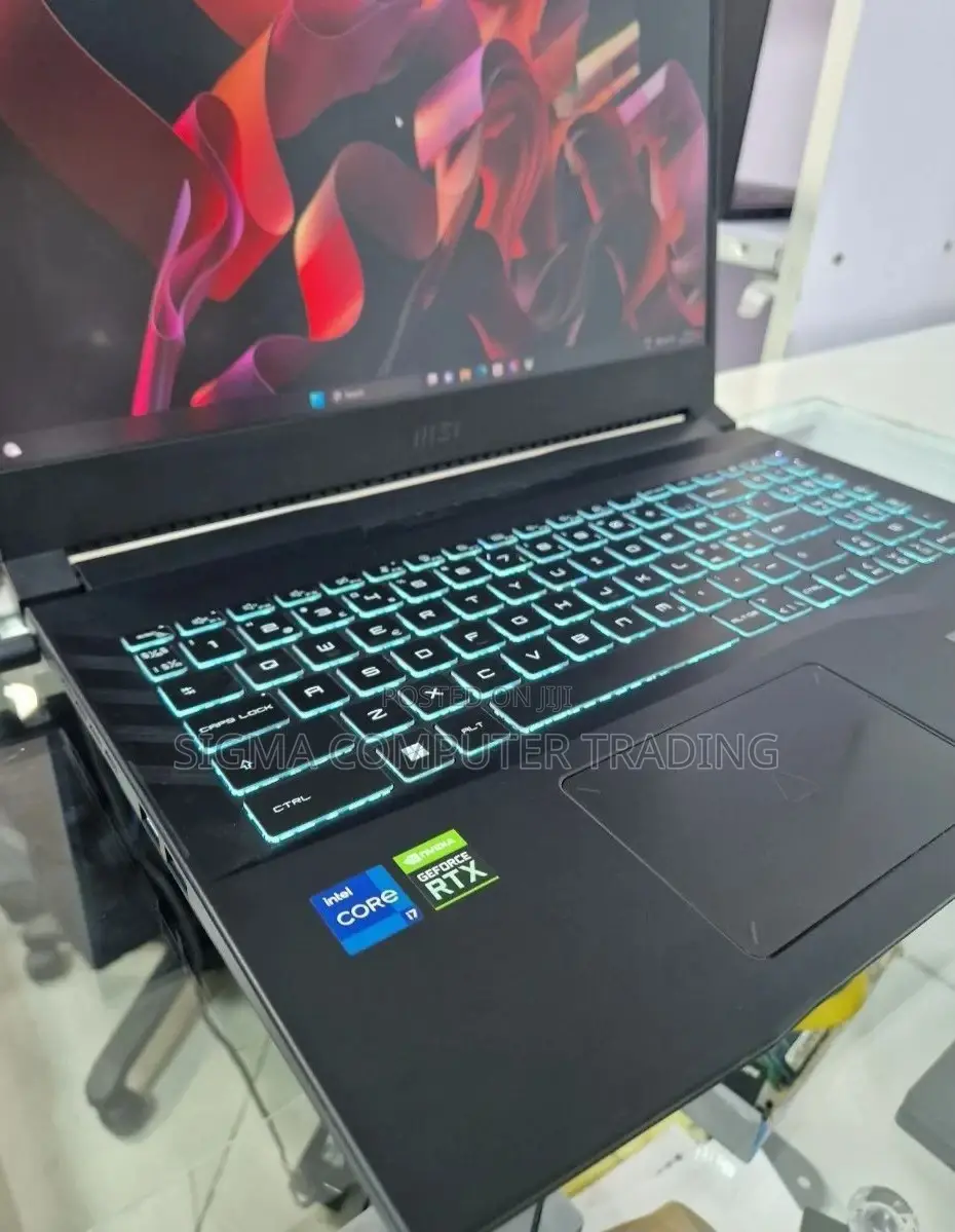 New Laptop MSI Pulse GL66 16GB Intel Core I7 SSD 1T