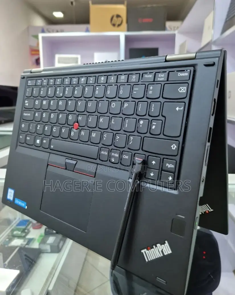 New Laptop Lenovo ThinkPad Yoga 370 8GB Intel Core I5 SSD 512GB