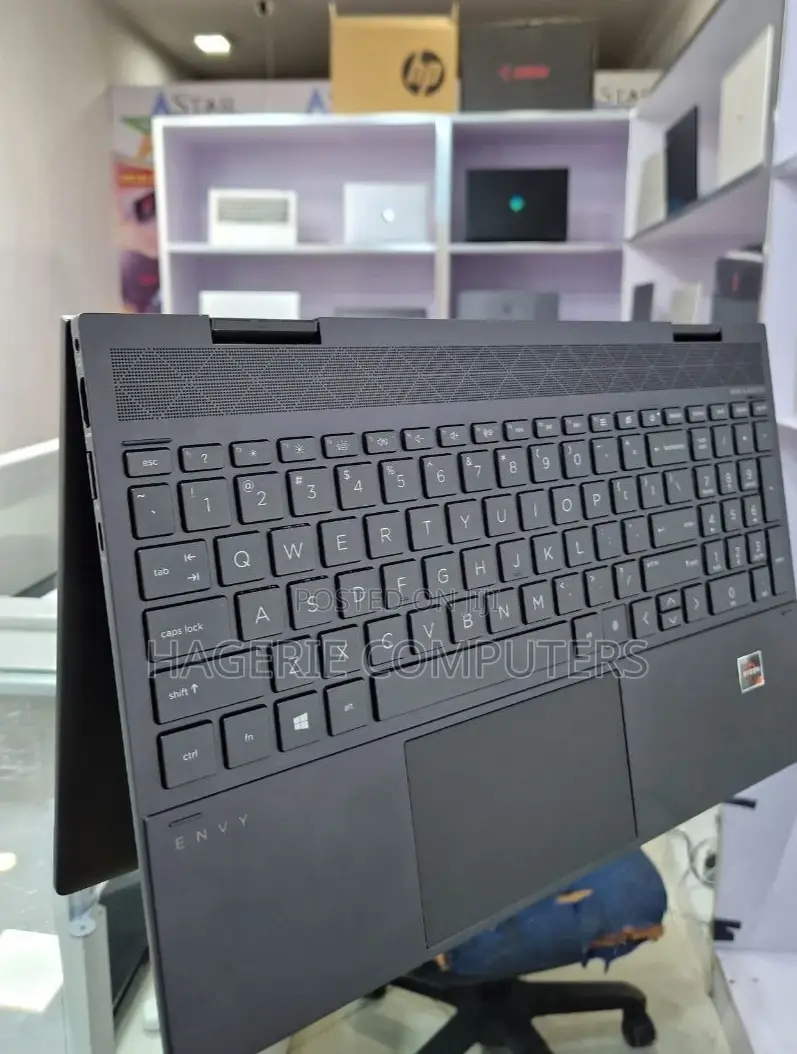 New Laptop HP Envy X360 16GB AMD Ryzen 7 SSD 512GB