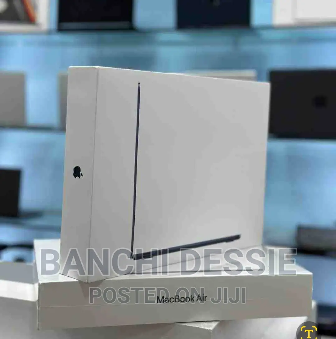 New Laptop Apple MacBook Air 2022 M2 8GB Apple M2 SSD 256GB