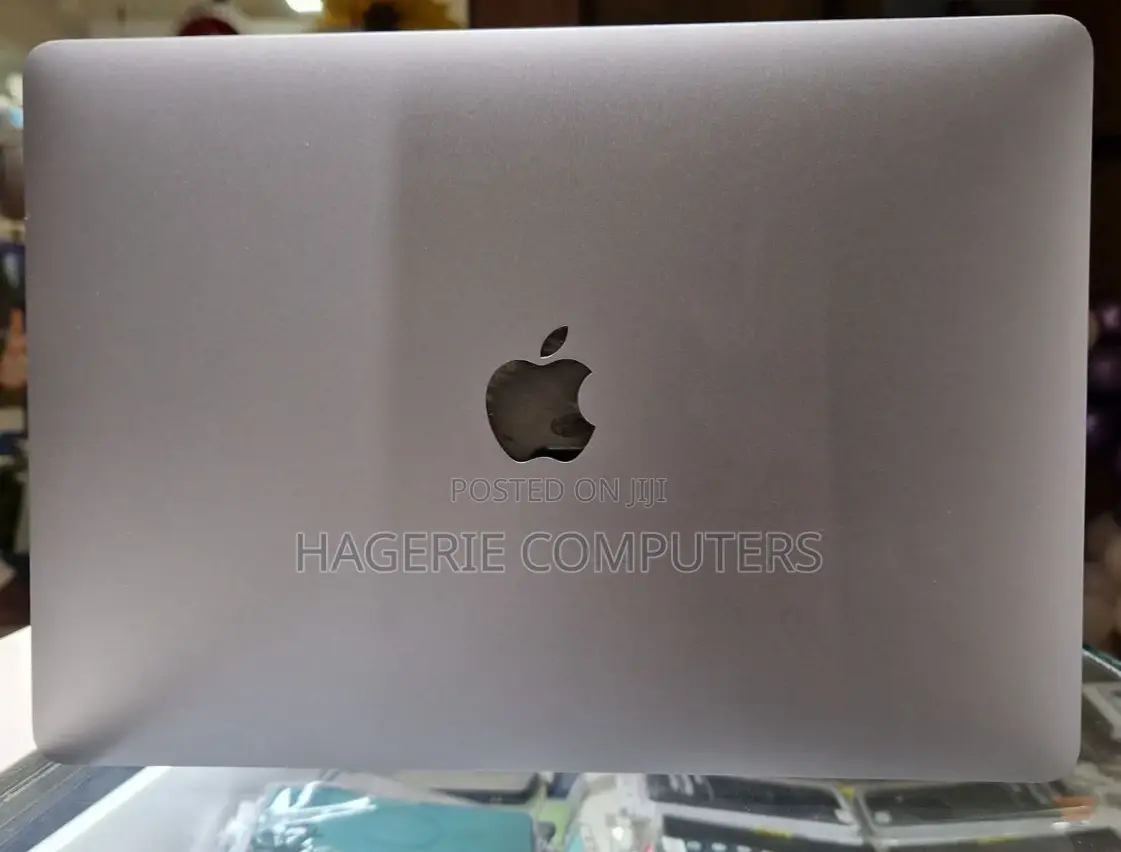 New Laptop Apple MacBook Pro 2020 16GB Intel Core I5 SSD 512GB